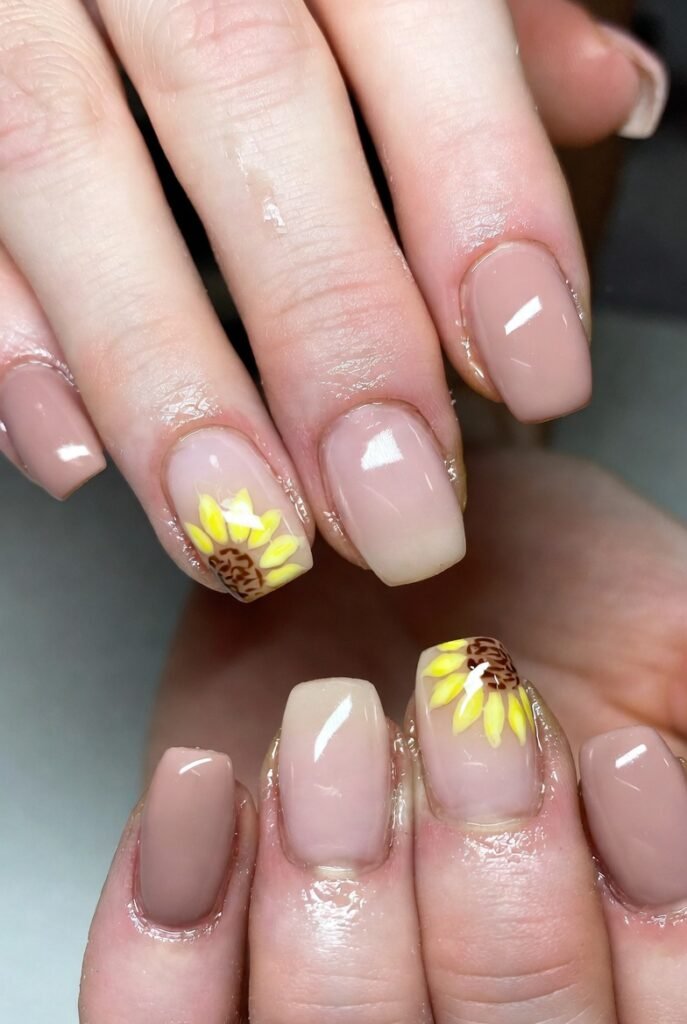 Minimalist Sunflower Nail Ideas