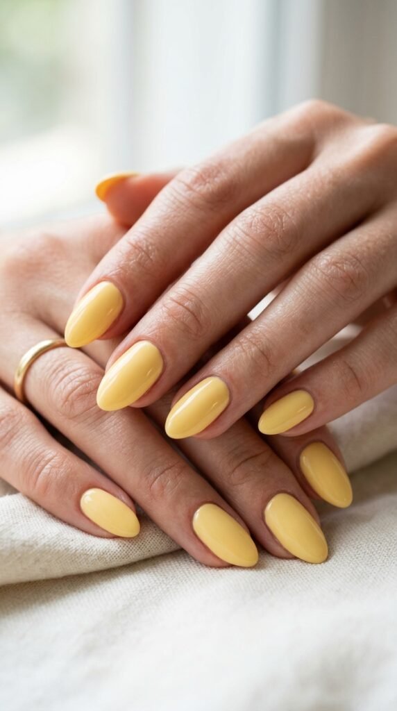 Butter_yellow_nails Butter_yellow_nails