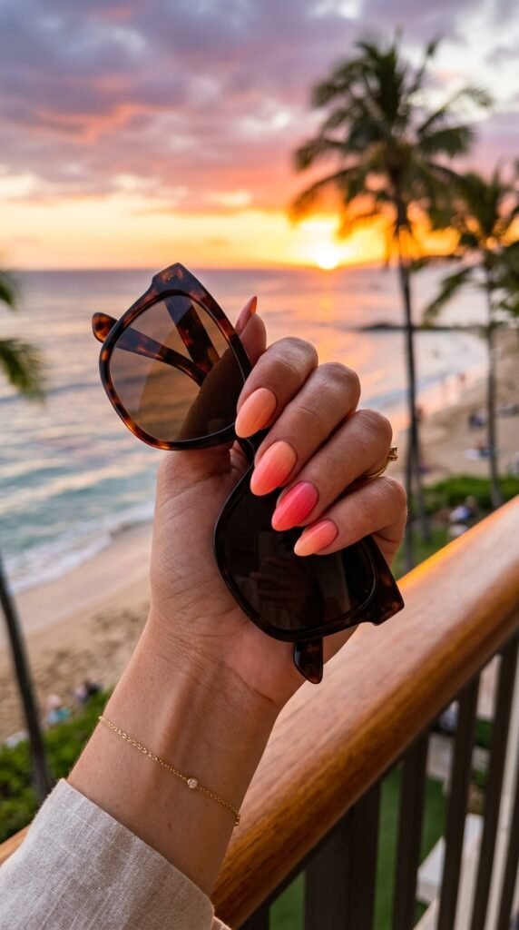 Sunset_ombre_nails_peach_coral_ Polka_dot_minimalist_nails_