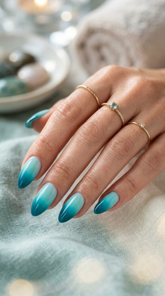 Lagoon_Ombré_Nails_with_Rings Lagoon_Ombré_Nails_with_Rings