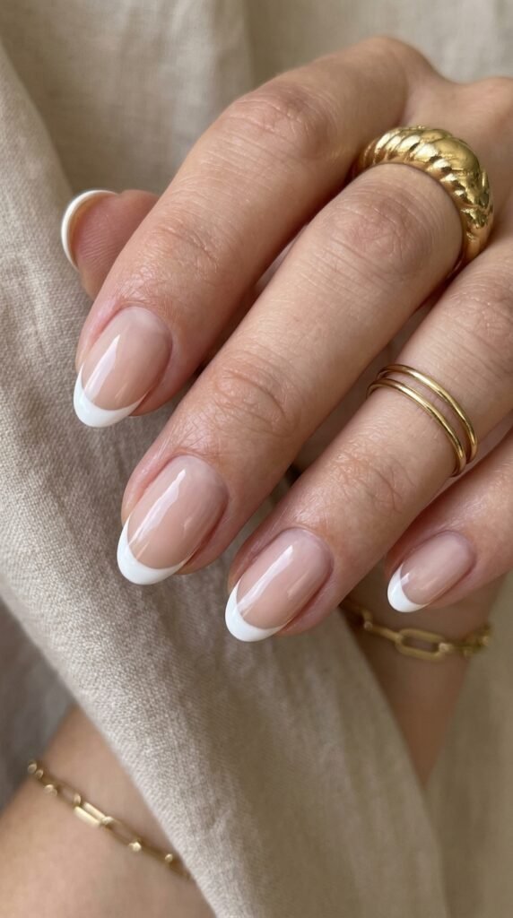 Manicure_with_rounded_French_tips Manicure_with_rounded_French_tips