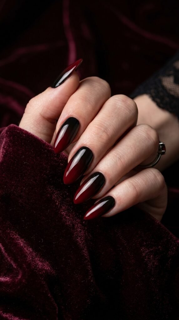 Black_and_red_ombré_nails halloween nails